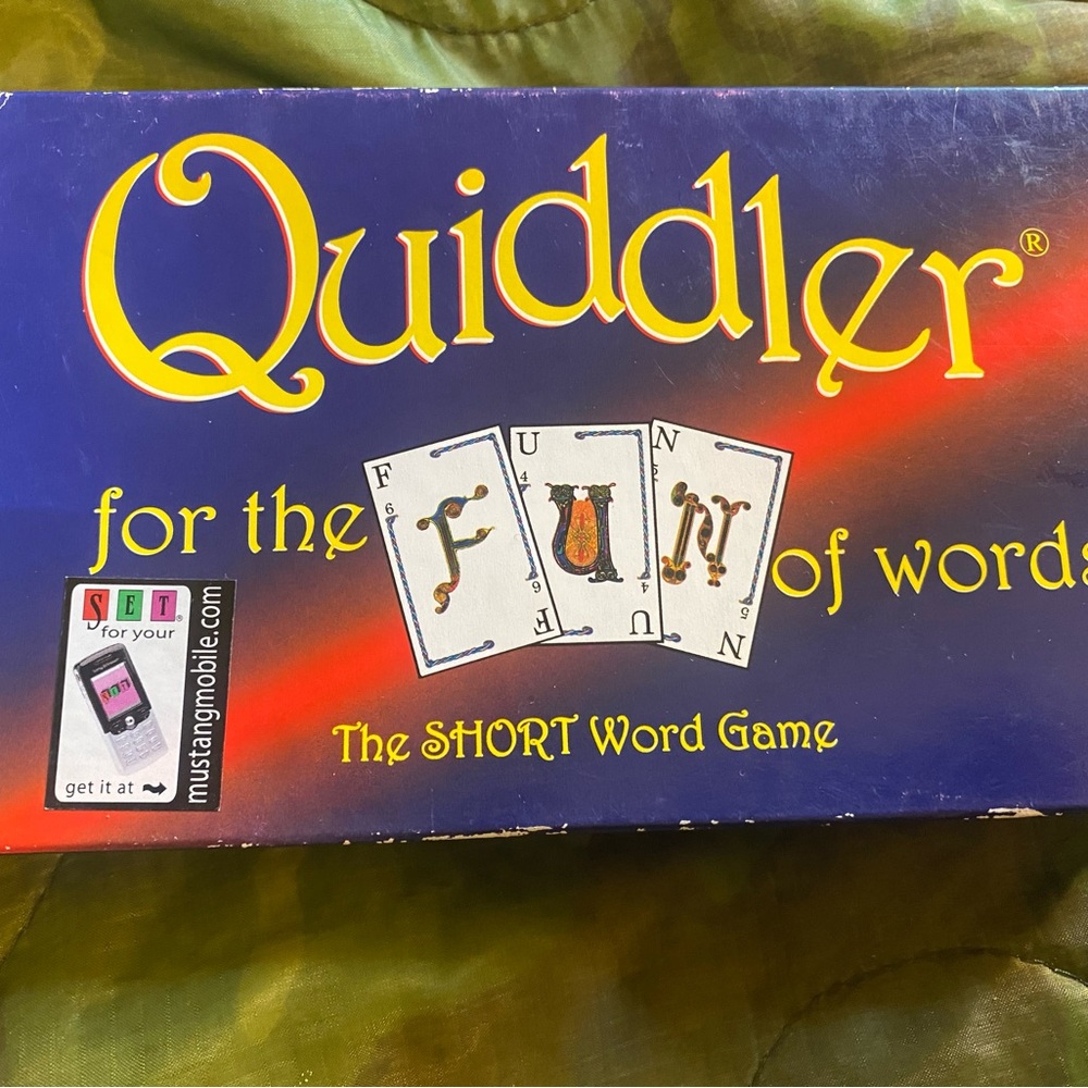 Quiddler “The Short Word” Card Game Ages 8 & Up